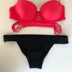 Victoria’s Secret swimsuit 34B/S